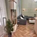 Pj * Budapest