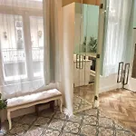Pj Budapest